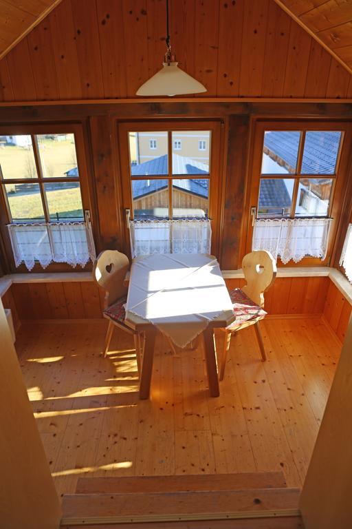 ゴーザウHaus Leopoldアパートメント 部屋 写真